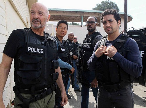 Злочинні зв'язки 1 сезон онлайн / Преступные связи 2014 / Gang Related (всі серії)